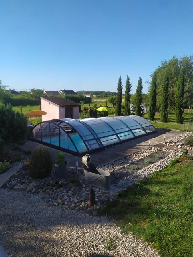 Clos Des Chenevieres, 3 Etoiles Comblanchien Exterior foto